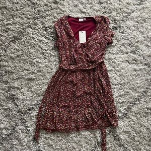 ASOS JDY Chiffon NWT Small 4 Wrap Spring Summer Floral Dress